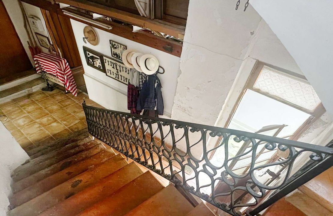 Townhouse for sale in Pollença old town to be refurbished
